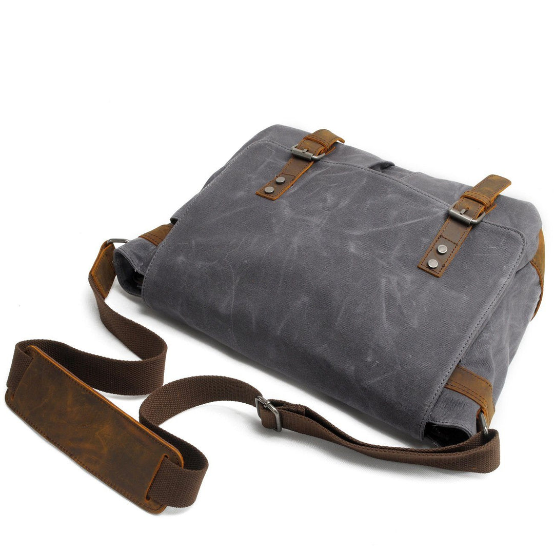 Retro Skuldertaske | CONWAY