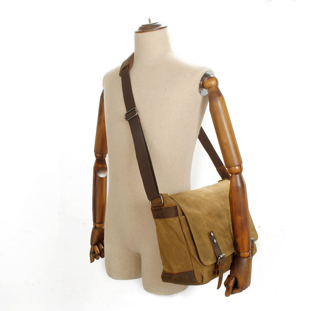 Retro Skuldertaske | CONWAY